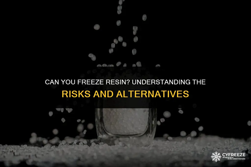 can yfreezing rezzinu put glass in the freezer