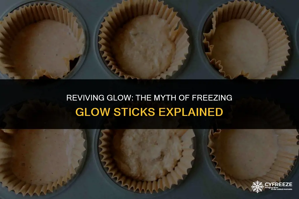 does freezing glowsticks make them work again